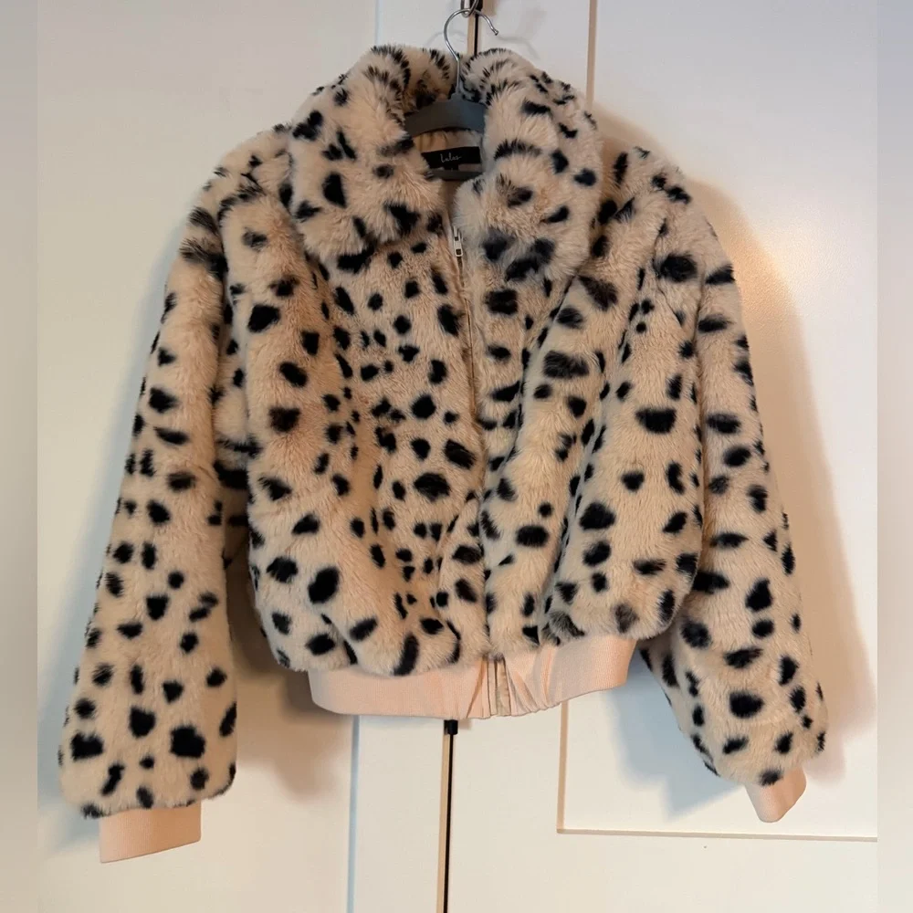 LULUS Faux Real Ivory Dot Print Fur Bomber Jacket Size Small EUC Y2K mob wife